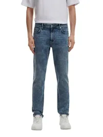 niebieskie-bawelniane-dlugie-spodnie-jeansowe-efekt-sprania-fason-slim