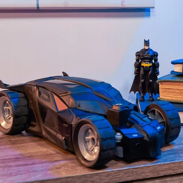 spin-master-batman-batmobil-z-figurka-30-cm-pojazd-auto-batmana-waga-z-opakowaniem-1-16-kg