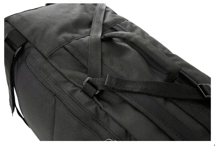 plecak-caterpillar-bryan-backpack-83433-01-waga-z-opakowaniem-0-9-kg-liczba-komor-2