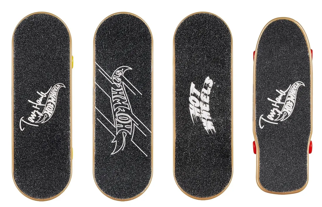 fingerboard-mattel-skateboard