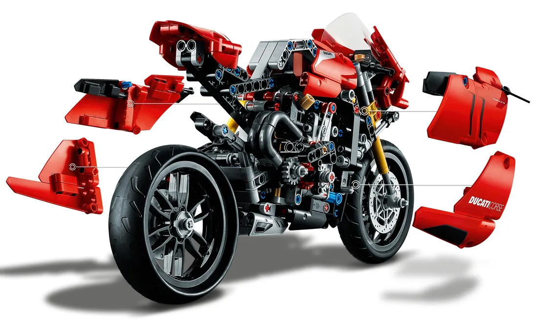 lego-technic-ducati-panigale-v4-r-42107-motor-plec-chlopcy