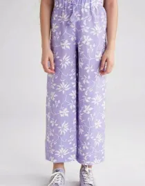 fioletowe-spodnie-materialowe-proste-wiazanie-wzor-kwiaty-defacto-128-134