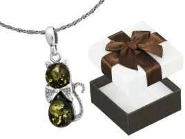 dlugi-srebrny-damski-naszyjnik-kot-z-zielonym-bursztynem-kotek-krotki-70cm