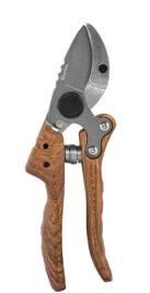 sekator-ogrodowy-z-ostrzem-kowadelkowym-sk5-v-series-wood-bradas