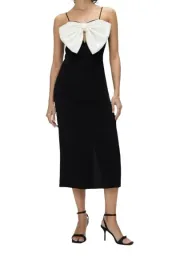 czarna-prosta-sukienka-midaxi-biala-kokarda-3d-odkryte-ramiona-klasyczna-s