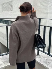 szary-oversize-sweter-prosty-szeroki-stojka-z-zamkiem-dazy-m