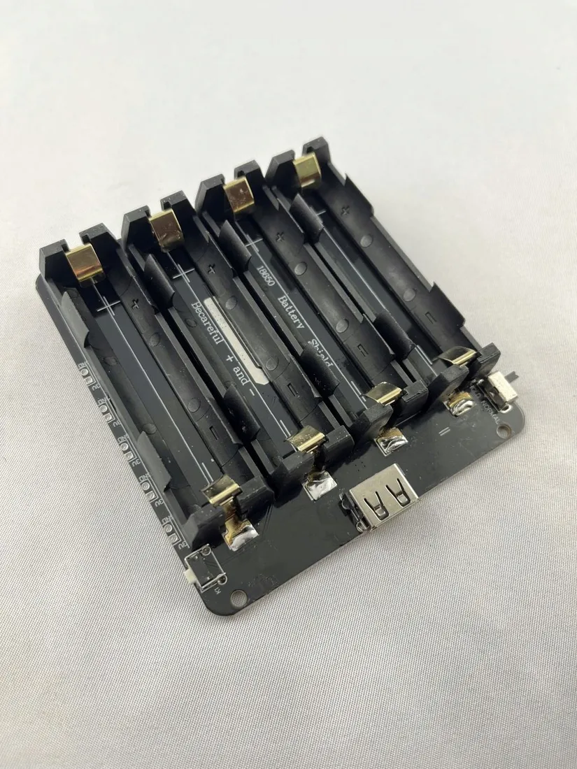 ladowarka-modul-arduino-battery-shield-4x18650-usb-c-micro