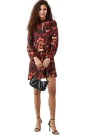 brazowa-mini-sukienka-dlugi-rekaw-wzor-cetki-trapezowa-dorothy-perkins-42