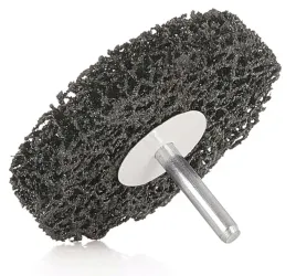 dysk-trzpieniowy-z-wlokniny-do-usuwania-rdzy-geko-g00643-75mm