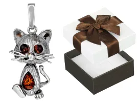 srebrna-zawieszka-kotek-z-bursztynem-wisiorek-kot-na-lancuszek-naszyjnik