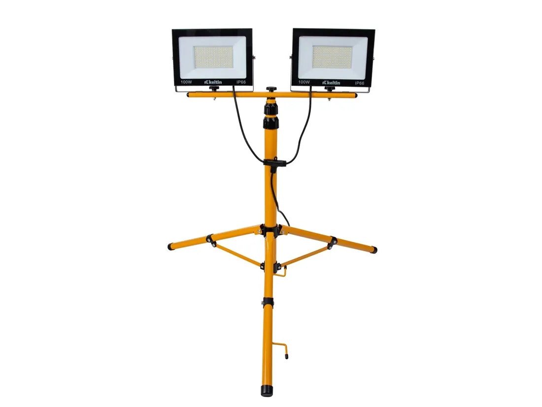 halogen-led-naswietlacz-budowlany-200w-wysoki-statyw-60-160cm-lampa-230v-moc-znamionowa-200-w