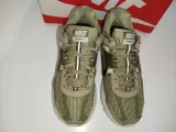 buty-zoom-vomero-5-nike-42-rozmiar-42