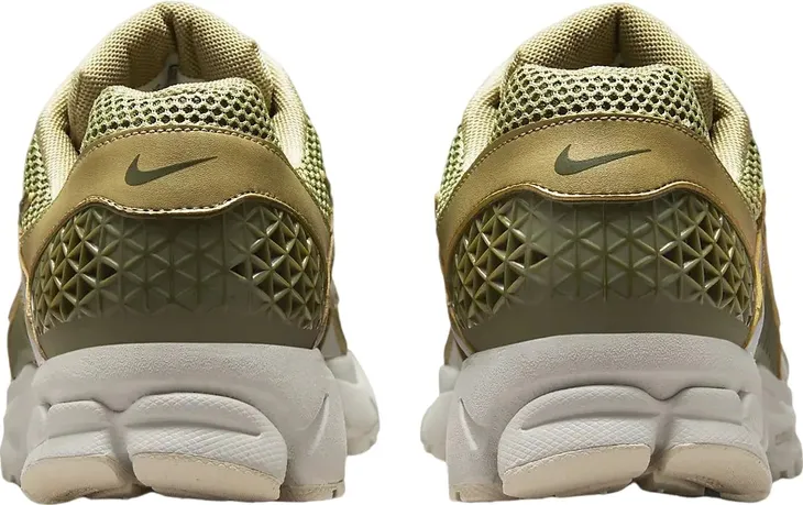 buty-zoom-vomero-5-nike-42-dlugosc-wkladki-27-cm
