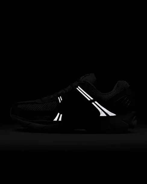 buty-zoom-vomero-5-nike-42-kod-producenta-fj1915200-kolor-zielony