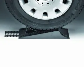 klin-pod-kola-kampera-przyczep-stopniowany-froli