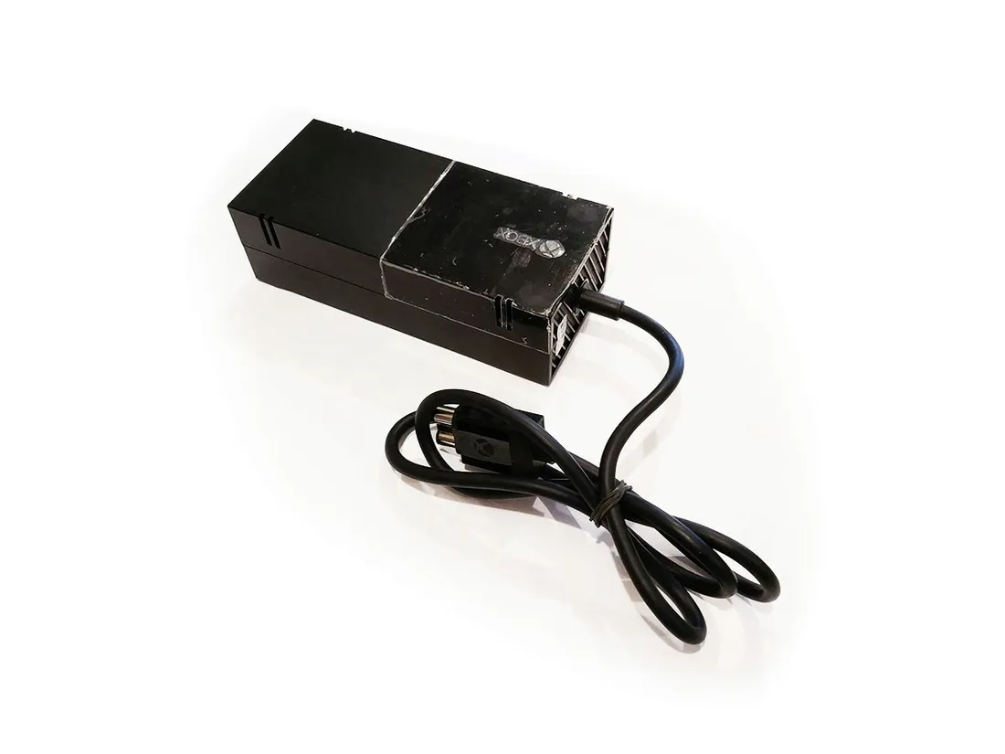 oryginalny-zasilacz-ac-adapter-a12-220p1a-do-konsoli-microsoft-x-wersja-konsoli-xbox-one