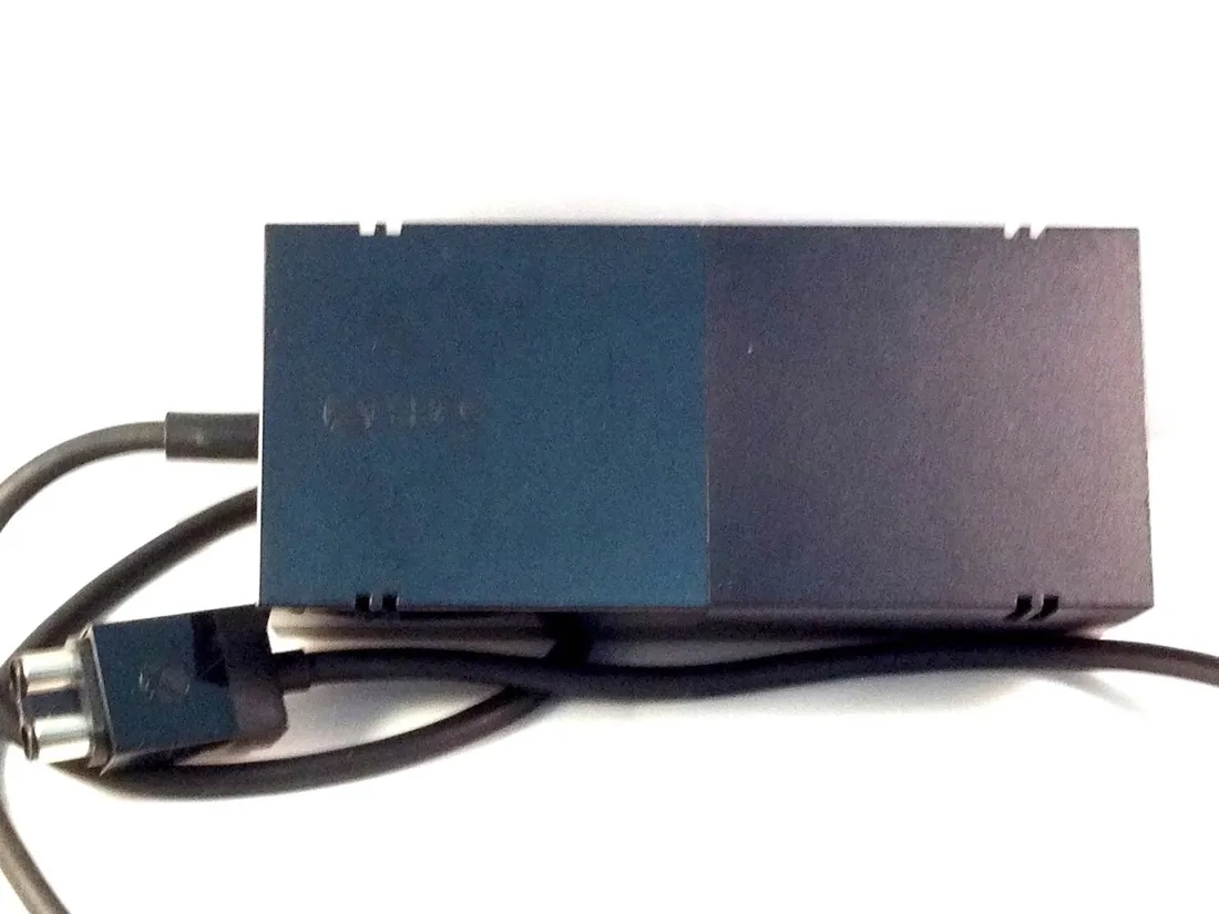 zasilacz-microsoft-a13-203p1a-xbox-one