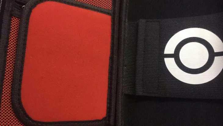 etui-premium-case-do-konsoli-switch-pokemon-kod-producenta-wlg-02250026-producent-welovegames