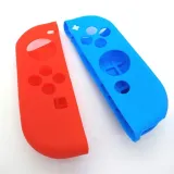 2x-etui-silikonowe-soft-na-joy-con-switch-switch-oled-czerwono-niebiebie-kod-producenta-kbr-games-e007