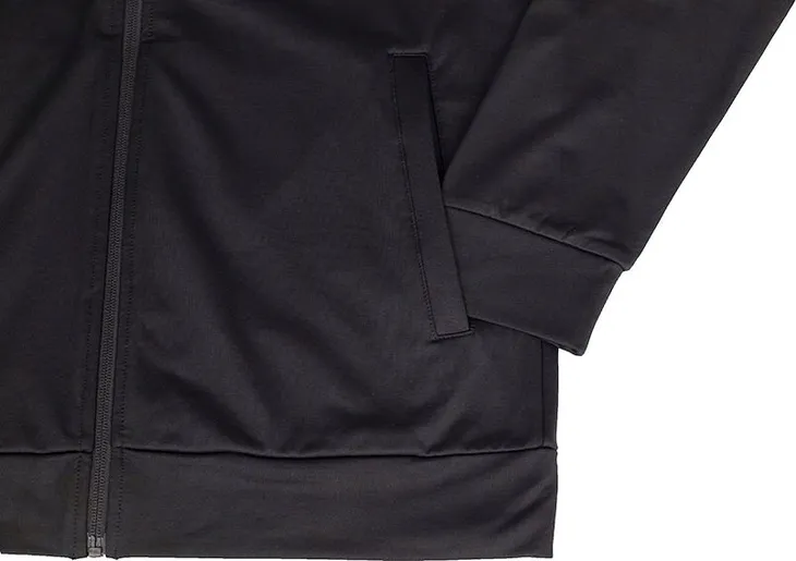 bluza-4f-xl-czarny-cechy-dodatkowe-kieszenie