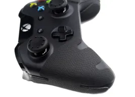 profesjonalne-antyposlizgowe-gripy-uchwyt-gumowe-pada-xbox-one-one-s