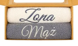 prezent-na-slub-komplet-recznikow-70x140-haft-maz-i-zona-ozdobne-pudelko