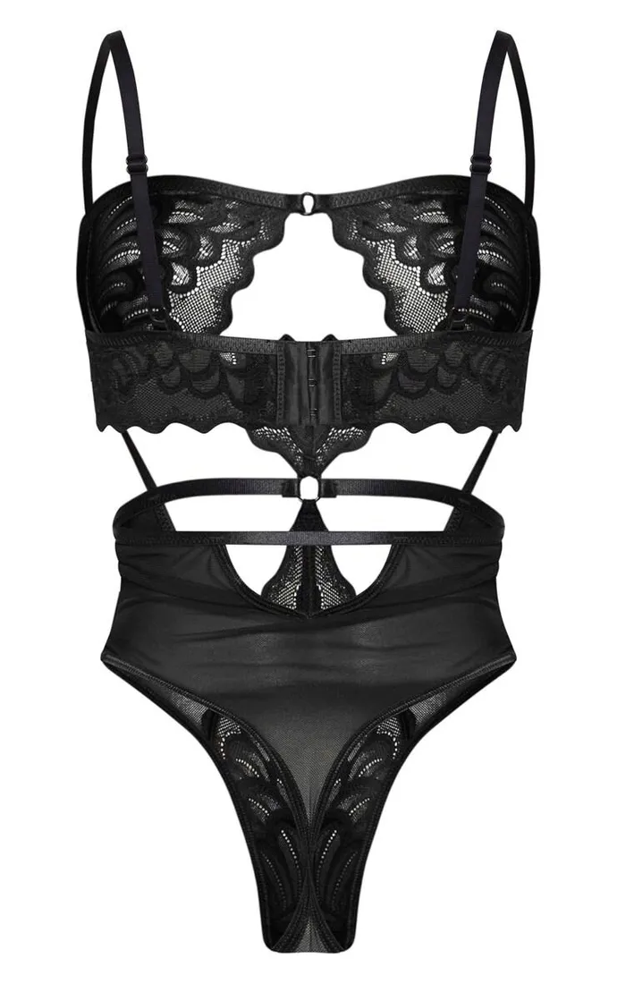 prettylittlething-body-rozmiar-l-marka-pretty-little-thing