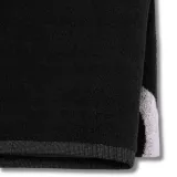 puma-recznik-team-small-05455301-marka-puma-wzor-dominujacy-logo