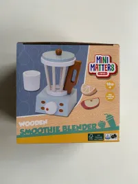 drewniany-smoothie-blender-mini-matters