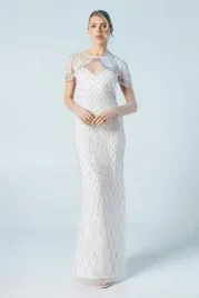 biala-suknia-slubna-ze-zdobieniami-cekiny-odkryte-plecy-bolerko