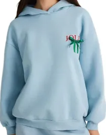 jasnoniebieska-klasyczna-bluza-z-dlugim-rekawem-nadruk-kokarda