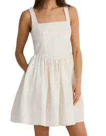 biala-sukienka-mini-na-ramiaczka-gladka-rozkloszowana-zdobienie-m