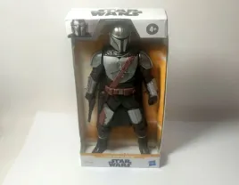 figurka-hasbro-star-wars-mandalorianin-24-cm