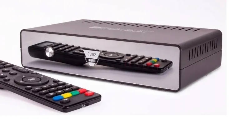 hybrydowy-tuner-dekoder-dvbt-opticum-hd-linux-dvb-c-t2-20x45x115cm-odin-2