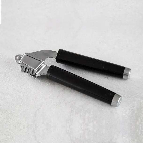 praska-do-czosnku-kitchenaid-kolor-czarny