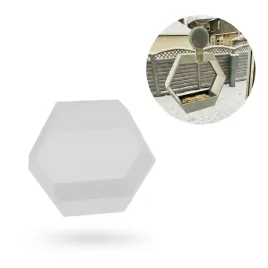 karmnik-dla-ptakow-na-okno-szesciokatny-bialy-na-przyssawke