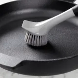 kitchenaid-szczotka-do-mycia-czyszczenia-naczyn-reczna-26cm-szara-rodzaj-do-naczyn