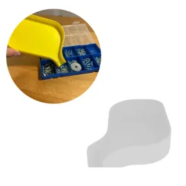 tacka-lejkowa-do-srubek-i-drobiazgow-do-warsztatu-pracowni