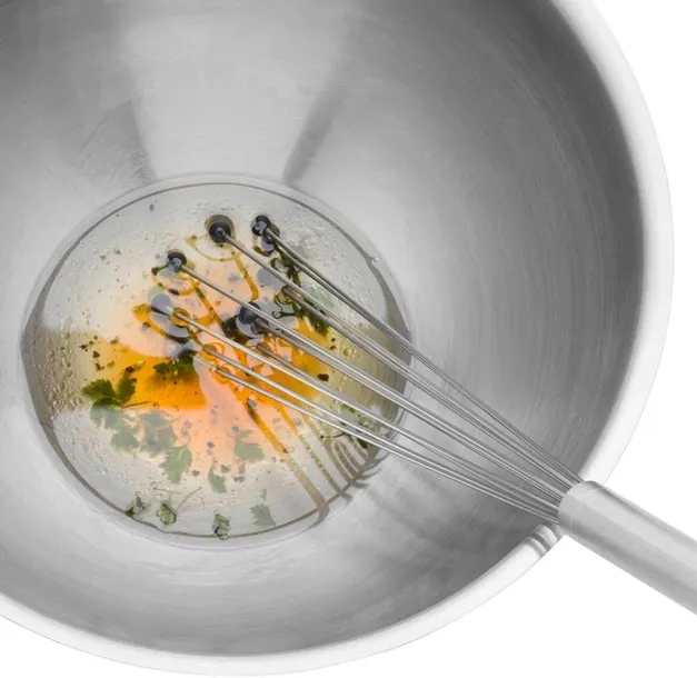 trzepaczka-profi-plus-wmf-material-stal-nierdzewna
