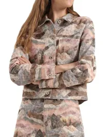 wielokolorowa-bawelniana-krotka-kurtka-rozpinana-nadruk-na-calosci-m-l