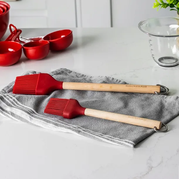 kitchenaid-pedzelek-silikonowy-do-smarowania-do-ciast-miesa-29cm-dlugosc-29-mm-kod-producenta-kqr753ohere