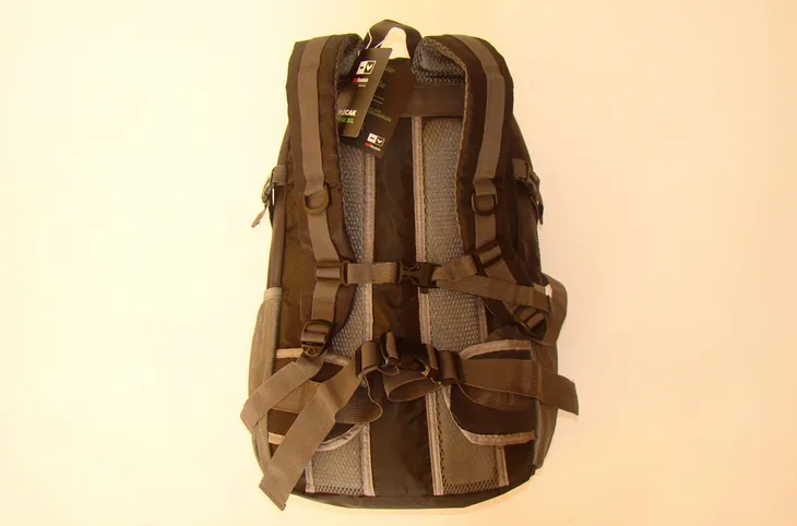 plecak-globe-35l-hi-mountain-zapiecie-zamek