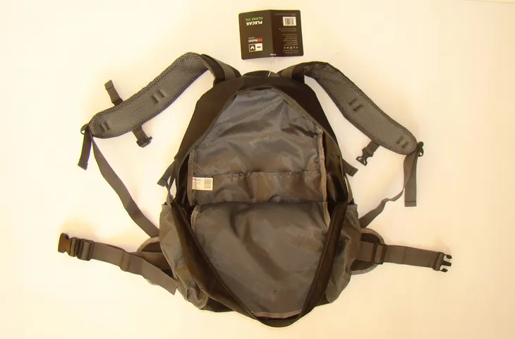 plecak-globe-35l-hi-mountain-wzor-dominujacy-logo