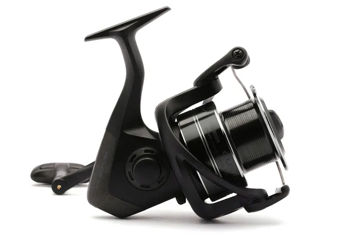 kolowrotek-okuma-custom-c-4-8-1-przelozenie-4-8-1