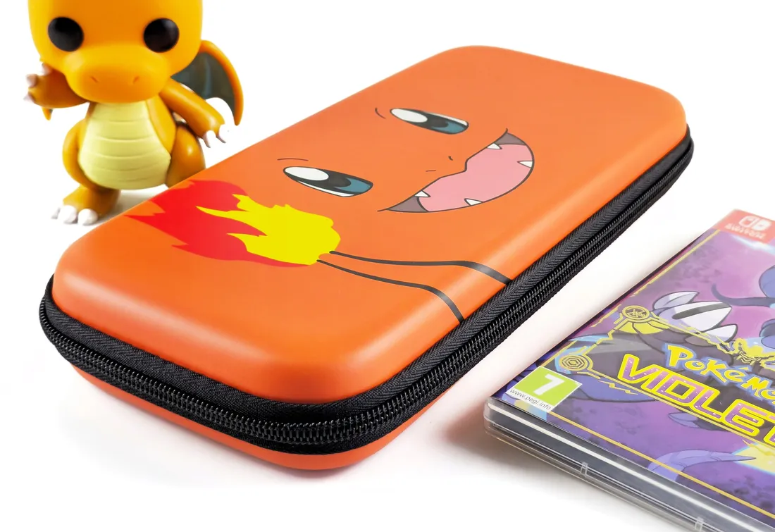 etui-do-nintendo-switch-oled-pokemon-charmander