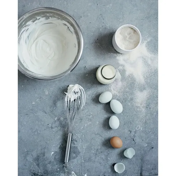 trzepaczka-wmf-20-cm-kolor-szary