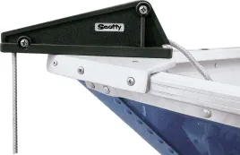 wysiegnik-rolkia-do-kotwicy-scotty-0278f-montowany-na-stale-do-pokladu