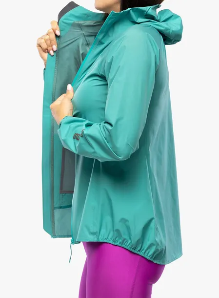 kurtka-inov-8-stormshell-34-wlasciwosci-oddychajace