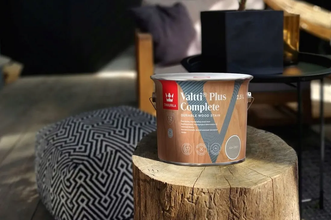 lakierobejca-wodna-tikkurila-valtti-complete-plus-medium-nut-25l