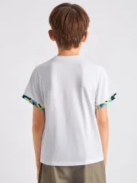 bialy-klasyczny-t-shirt-koszulka-kolorowe-wykonczenia-prosty